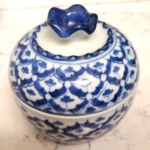 Beautiful Blue and White ceramic trinket box. See Measurements in the pictures.